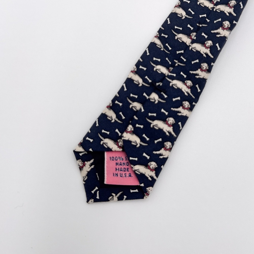 VINEYARD VINES 100% Silk Navy Dog Bone Print Martha's Vineyard 3.75" x 57" Tie - Picture 4 of 5